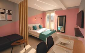Social Lodge Happiness Studios